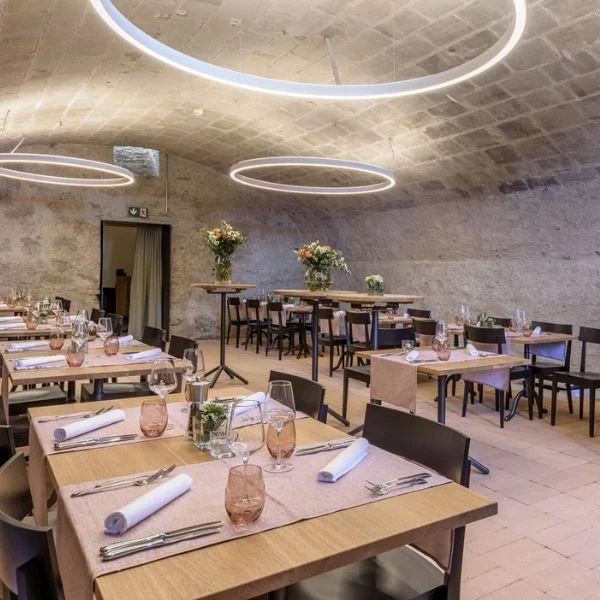 원형 펜던트 조명