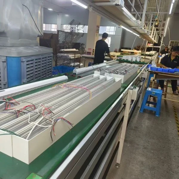Linear architectural light assembly and production detail