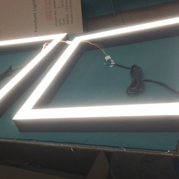 Architectural linear lighting pattern production image 3